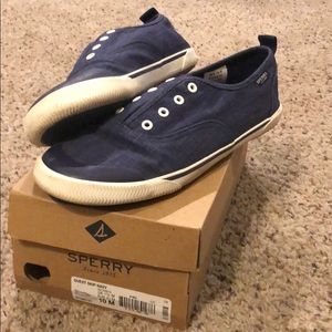 Quest Skip Sperry shoes - size 10
